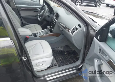 2014 Audi Q5 2.0T Premium from USA, damaged, VIN WA1LFAFP9EA066404